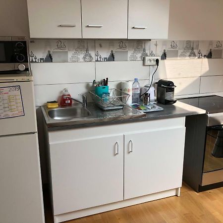 Appartement Independant Chez L'Habitant Bezons Eksteriør billede