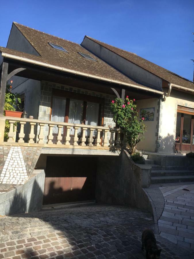 Appartement Independant Chez L'Habitant Bezons Eksteriør billede