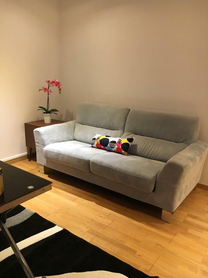 Appartement Independant Chez L'Habitant Bezons Eksteriør billede